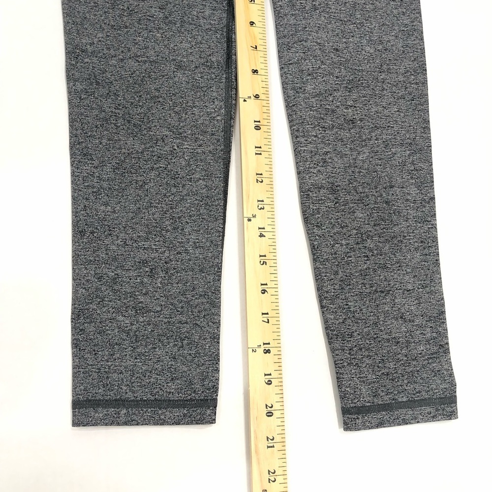 VSX Knockout Capri Heathered space Gray XS legging - Picture 3 of 7